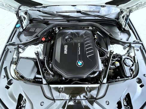 Used 2017 BMW 540i xDrive image 24