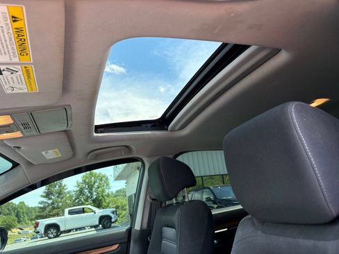 Used 2019 Honda CR-V EX image 10