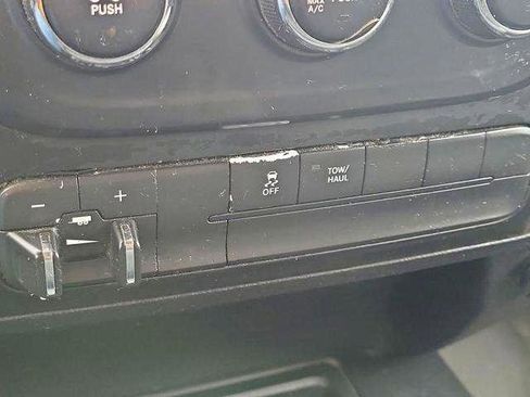 Used 2015 RAM 2500 Tradesman w/ Popular Equipment Group image 29