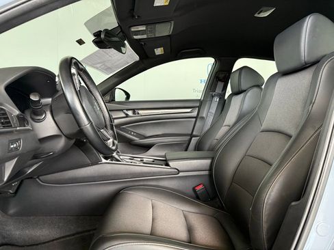 Used 2022 Honda Accord Sport image 10