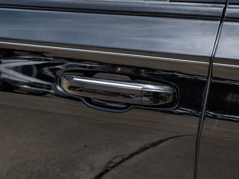 Used 2021 Cadillac Escalade Sport Platinum w/ LPO, ONYX Package AWD/4WD image 50