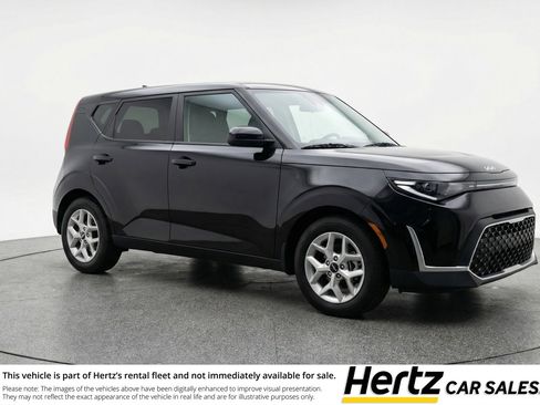Used 2025 Kia Soul LX w/ LX Technology Package FWD image 1