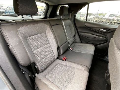 Used 2024 Chevrolet Equinox LT FWD image 22