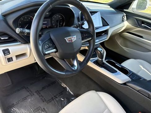 Used 2023 Cadillac CT4 Luxury RWD image 31