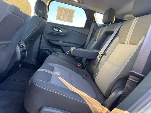 Used 2025 Chevrolet Blazer LT image 28