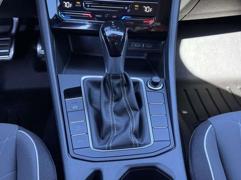 Used 2025 Volkswagen Jetta Sport FWD image 6