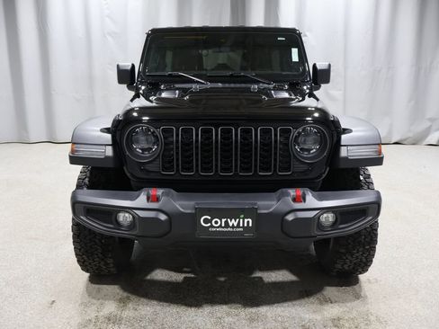 Used 2024 Jeep Wrangler Unlimited Rubicon w/ Convenience Group image 9