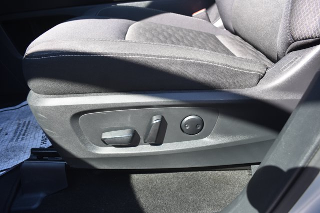 Used 2025 Nissan Pathfinder SV FWD image 12