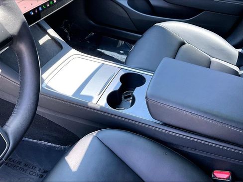 Used 2023 Tesla Model 3 Standard Range RWD image 16