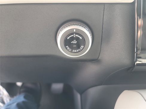 New 2026 Lincoln Navigator L Reserve image 22