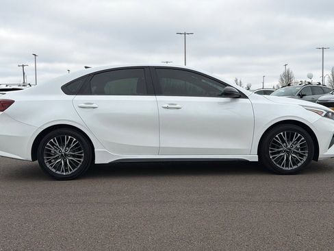 Used 2024 Kia Forte GT-Line w/ GT-Line Premium Package image 3