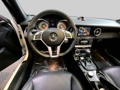 Used 2016 Mercedes-Benz SLK 350 image 6