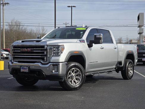 Used 2020 GMC Sierra 2500 SLT w/ Gooseneck/5TH Wheel Package image 2