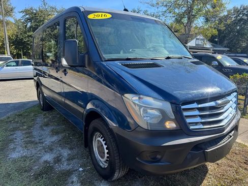 Used 2016 Freightliner Sprinter 2500 w/ Rear Window Package image 3
