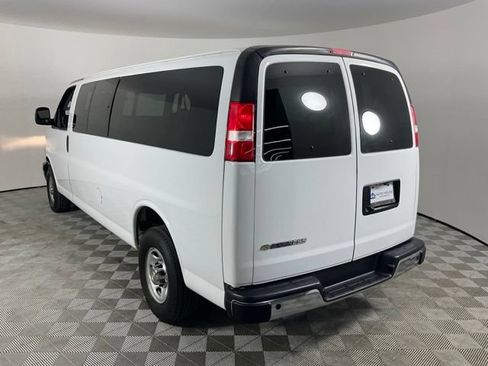 Used 2024 Chevrolet Express 3500 LT w/ LT Preferred Equipment Group RWD image 5