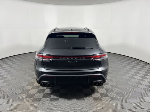 Certified 2024 Porsche Macan S AWD/4WD image 6
