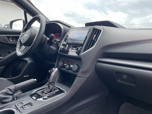 Used 2017 Subaru Impreza 2.0i Sport image 5