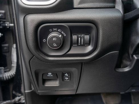 Used 2023 RAM 1500 Laramie AWD/4WD image 15