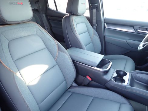 New 2026 GMC Terrain AT4 image 14