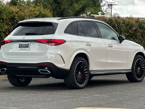 New 2026 Mercedes-Benz GLC 300 4MATIC image 3