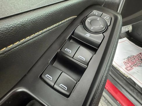 Used 2019 Chevrolet Traverse LT AWD/4WD image 40