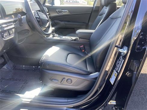 New 2026 Kia Sportage EX image 11