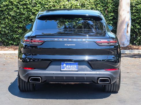 Used 2021 Porsche Cayenne Coupe AWD/4WD image 7