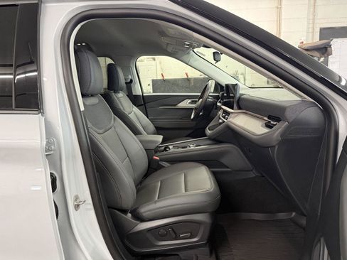 New 2026 Ford Explorer Active image 31