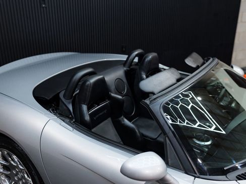 Used 2004 Dodge Viper SRT-10 image 14