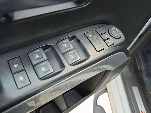 Used 2018 Chevrolet Silverado 1500 LTZ Z71 w/ Redline Edition image 13