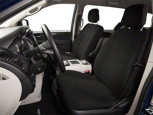 Used 2012 Dodge Grand Caravan SE FWD image 9