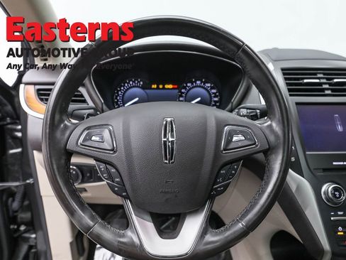 Used 2019 Lincoln MKC Select w/ Select Plus Package image 10