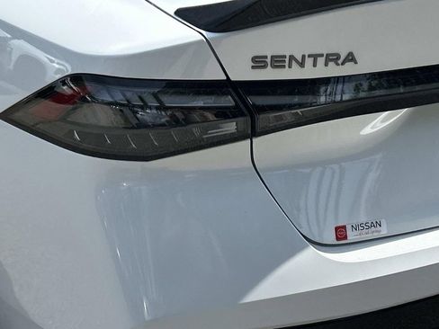 New 2026 Nissan Sentra SR w/ Floor Mat Package FWD image 12