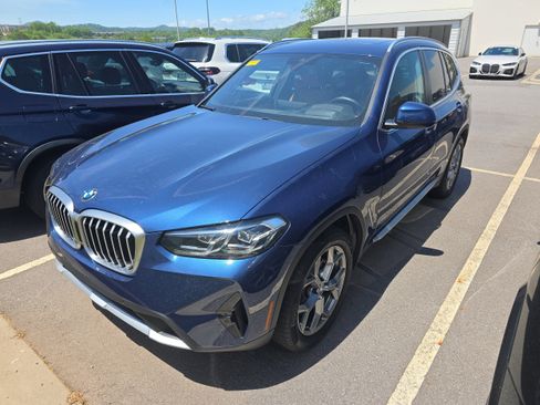 Used 2024 BMW X3 xDrive30i w/ Premium Package AWD/4WD image 4