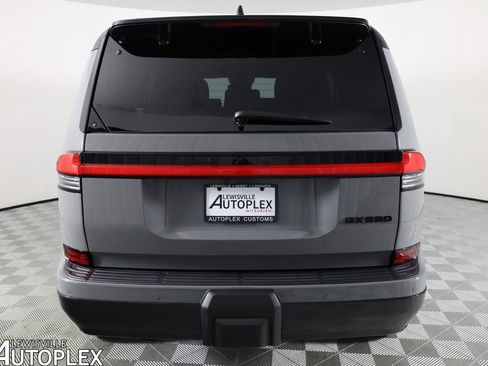 Used 2025 Lexus GX 550 image 6