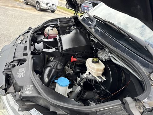 Used 2019 Mercedes-Benz Sprinter 2500 image 51