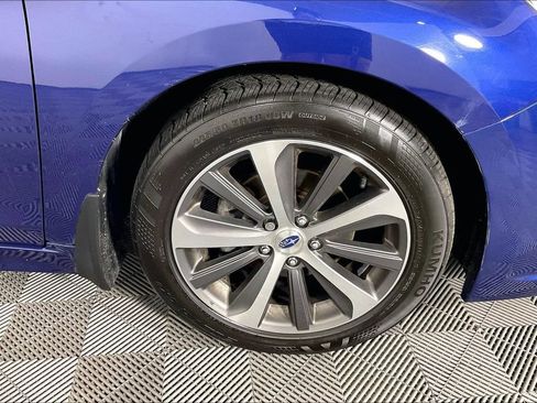 Used 2017 Subaru Legacy 2.5i Limited AWD/4WD image 12