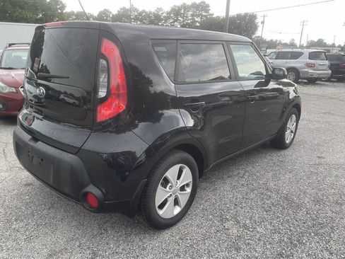 Used 2016 Kia Soul FWD image 4