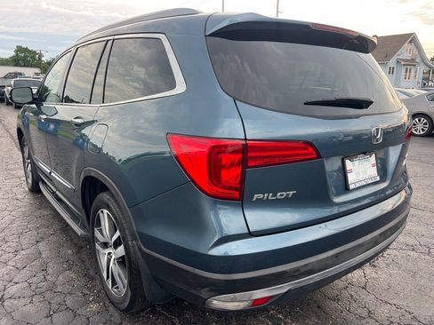 Used 2018 Honda Pilot Touring image 5