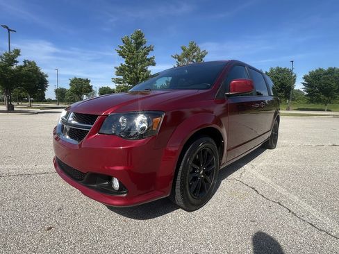 Used 2019 Dodge Grand Caravan GT FWD image 1