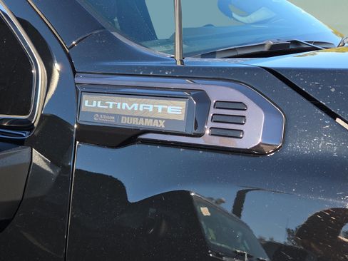 Used 2025 GMC Sierra 2500 Denali Ultimate image 21