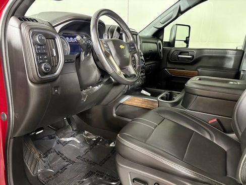 Used 2020 Chevrolet Silverado 2500 High Country w/ Z71 Off-Road Package AWD/4WD image 26