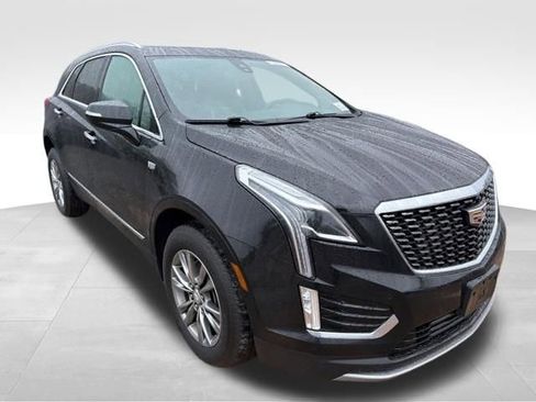 Used 2023 Cadillac XT5 Premium Luxury image 2
