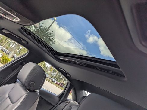 Used 2024 Audi A4 2.0T Premium Plus image 12