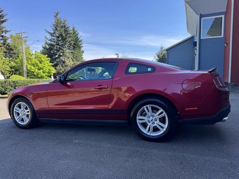 Used 2012 Ford Mustang Coupe RWD image 5