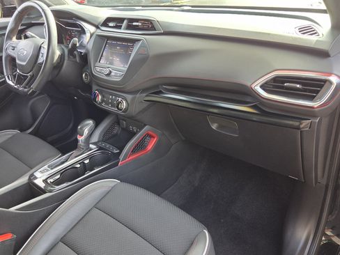 Certified 2021 Chevrolet TrailBlazer RS FWD image 17