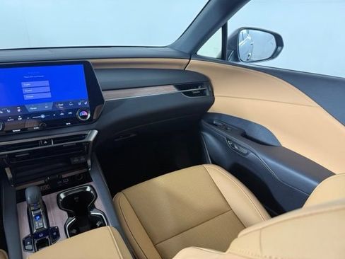 Certified 2025 Lexus RX 350 Premium w/ Accessory Package (Z1) FWD image 23