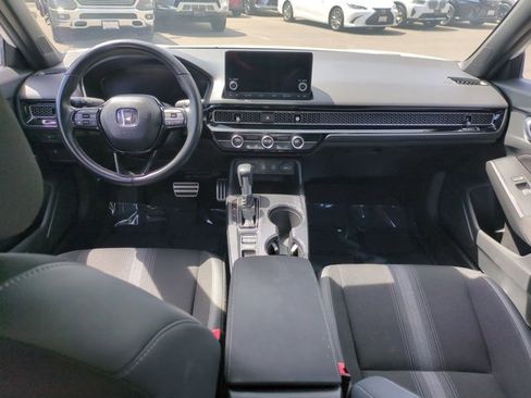 Used 2025 Honda Civic Sport image 16
