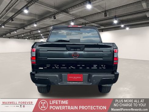 Used 2025 Nissan Frontier PRO-4X image 15