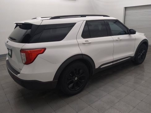 Used 2020 Ford Explorer XLT w/ Equipment Group 202A RWD image 10